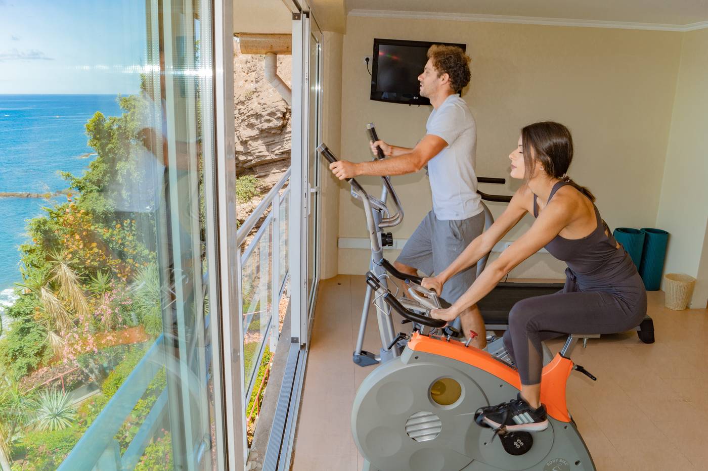 Orca-Praia-Sports-and-Entertainment-52