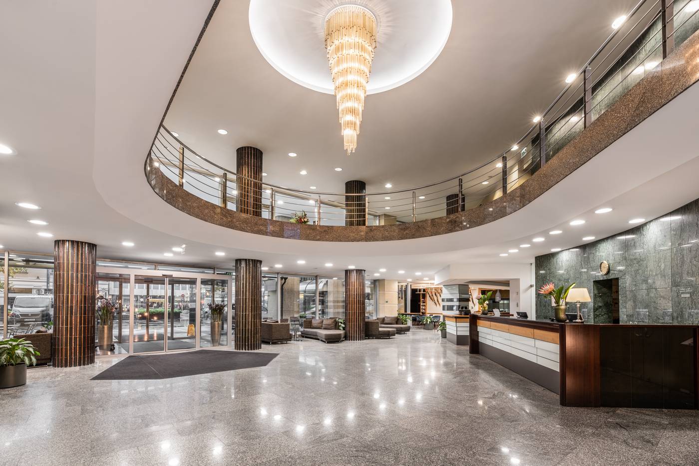 Eurostars uHotel-Slovenia-LJUBLJANA-Lobby-4