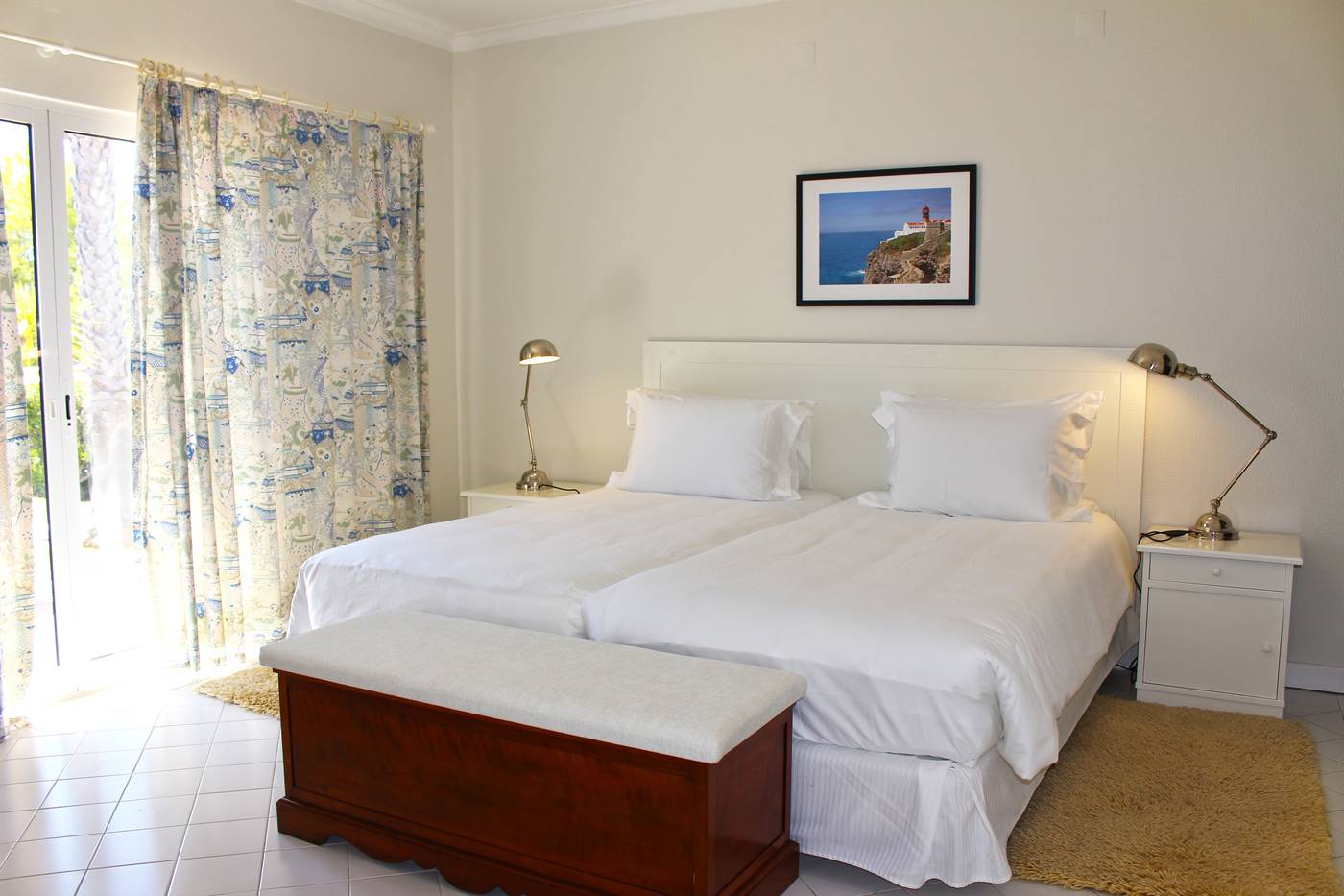 Rocha-Brava-Room-40