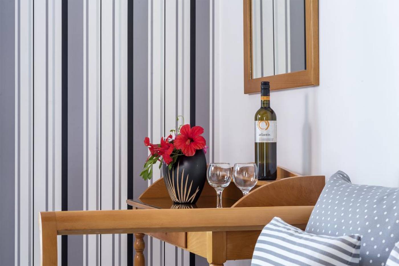 Santellini-Hotel-Room-23