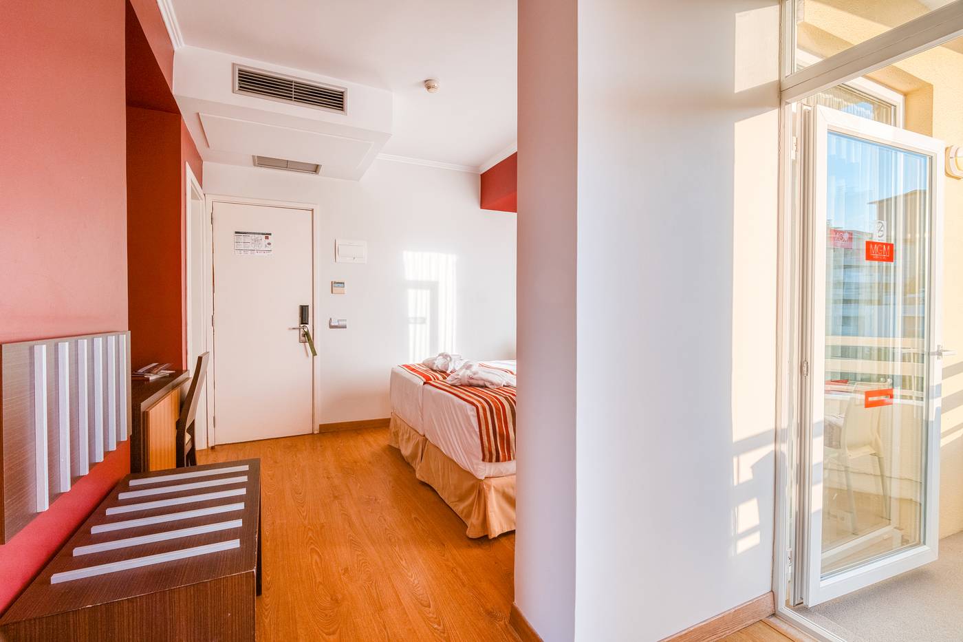 Muthu-Raga-Madeira-Hotel-Room-30