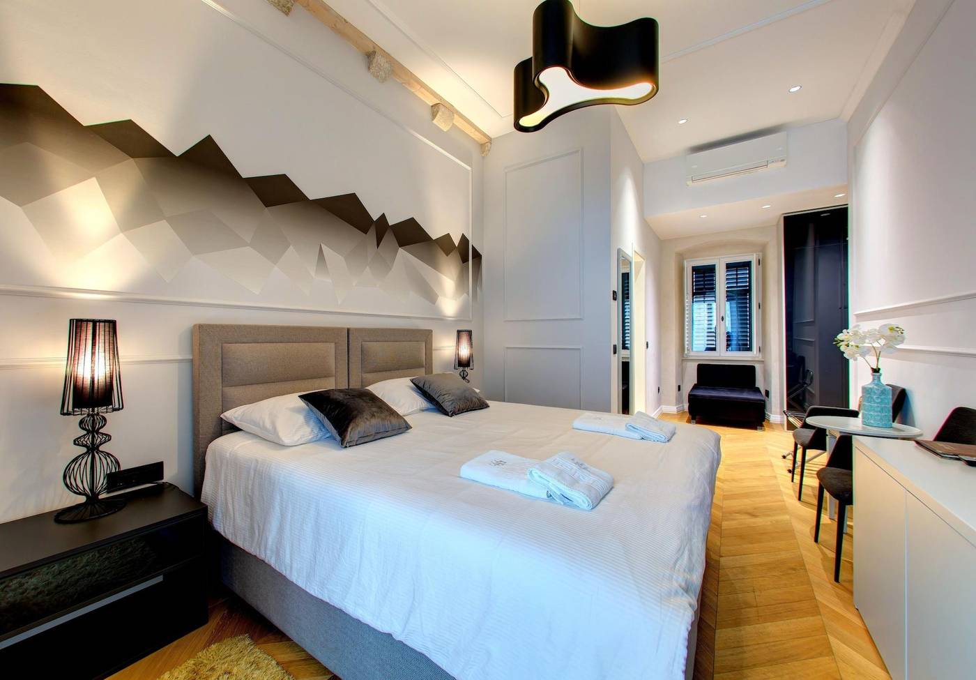 Guesthouse-Forty-Four-Room-21