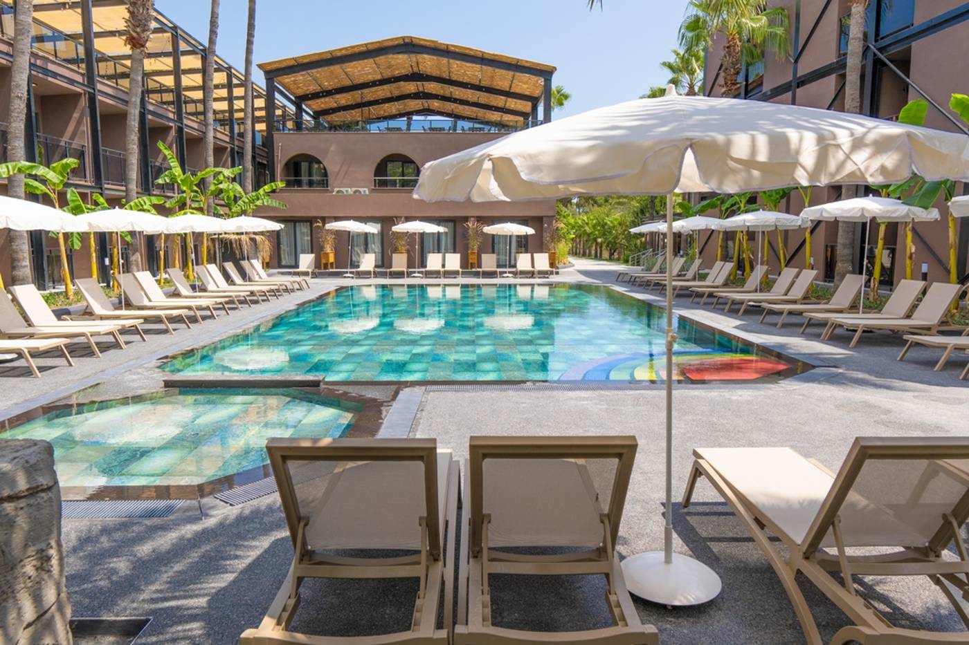 Golden-Sun-General-view-11