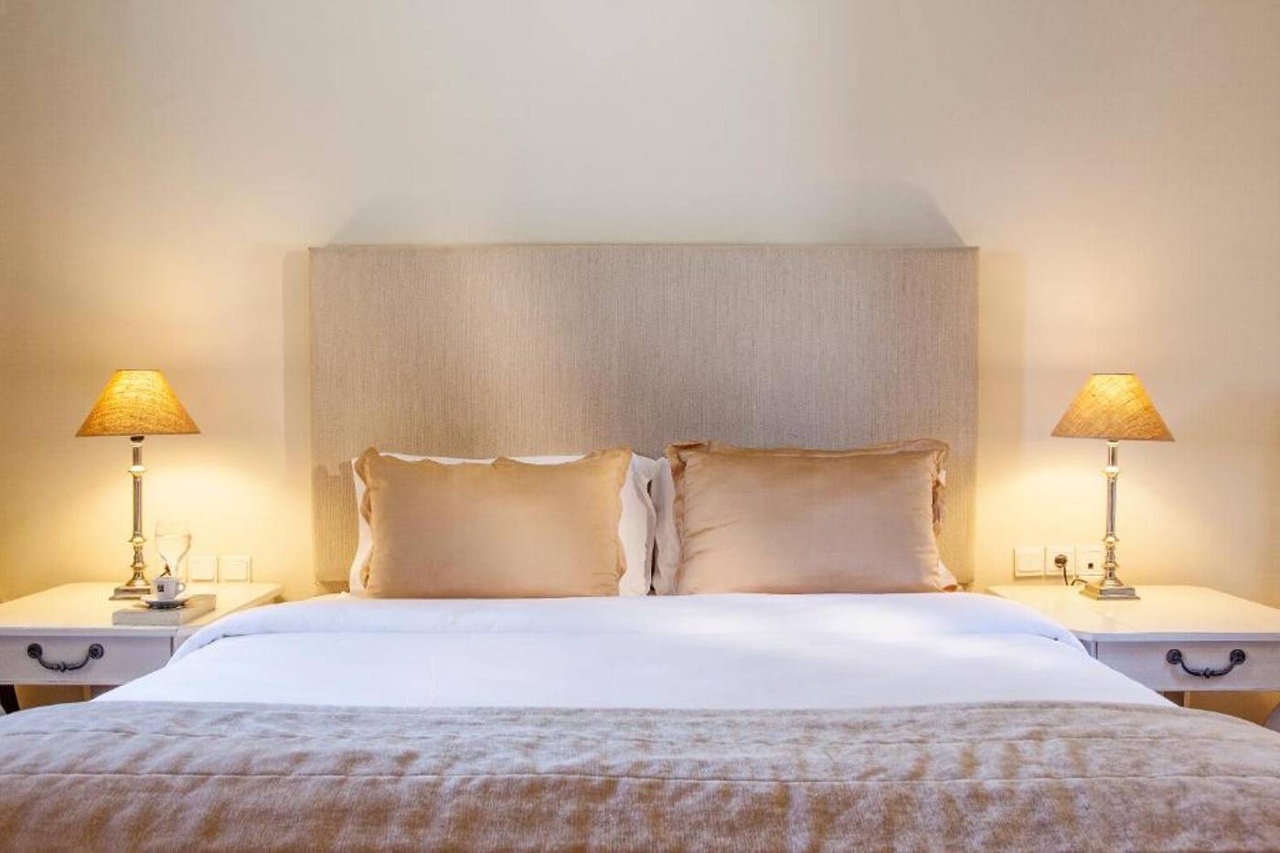 Aegean-Suites---Adult-Only-Room-12