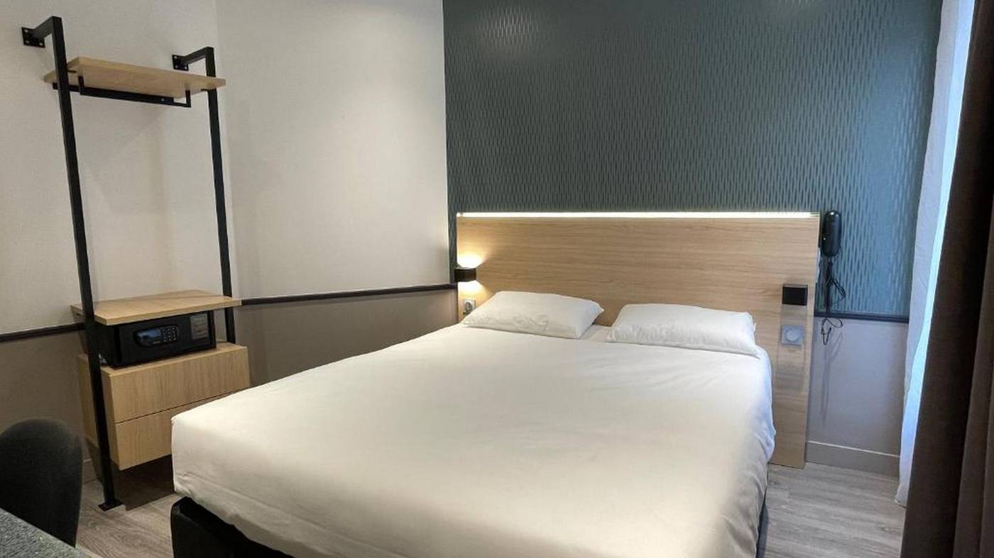 Hotel-La-Folie-des-Pres---Saint-Germain-des-Pres-Room-23