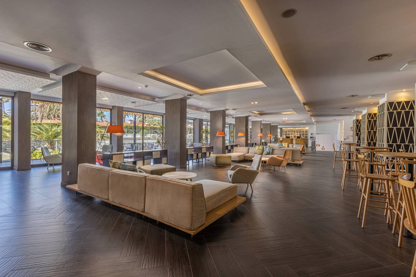 Abora-Catarina-By-Lopesan-Hotels-Lobby-43