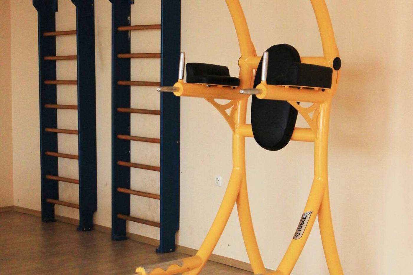 Royal-Bay-Sports-and-Entertainment-37