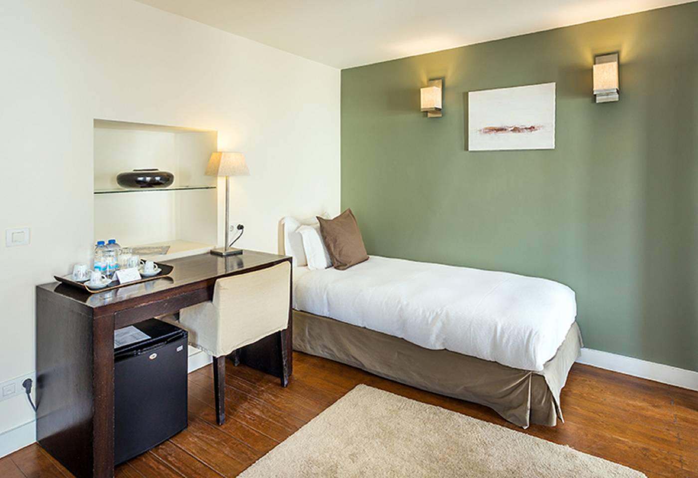 York-House-Hotel-Room-14