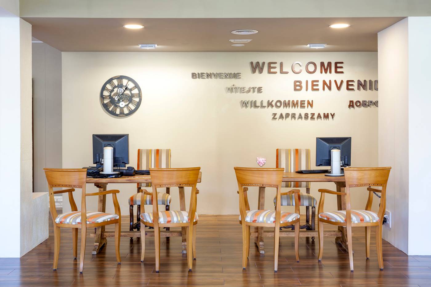 Parque-San-Antonio-Lobby-32