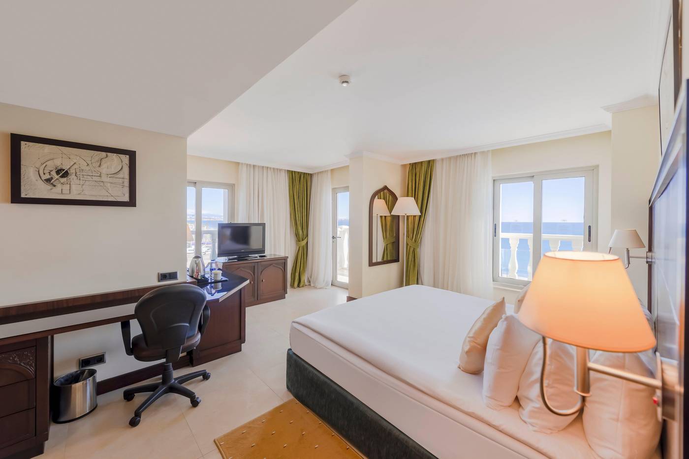 Crowne-Plaza-Antalya-Room-21