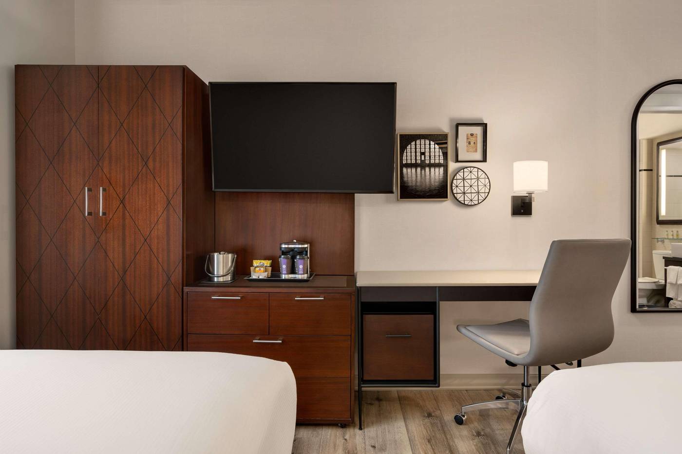 DoubleTree-by-Hilton-New-York-Downtown-Room-6