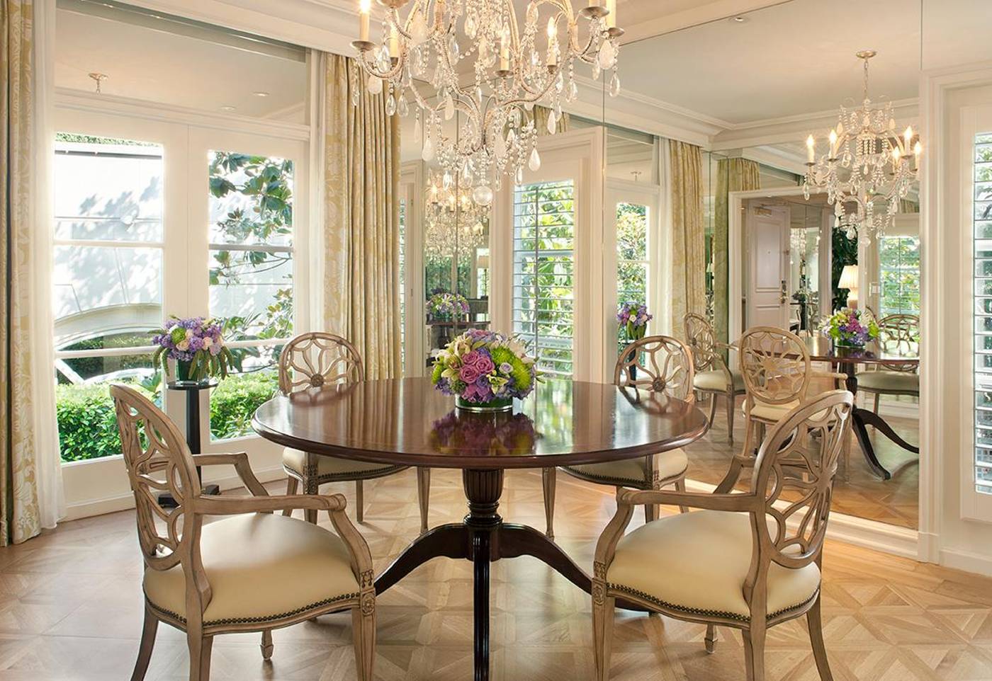 The-Peninsula-Hotel-Beverly-Hills-Room-3