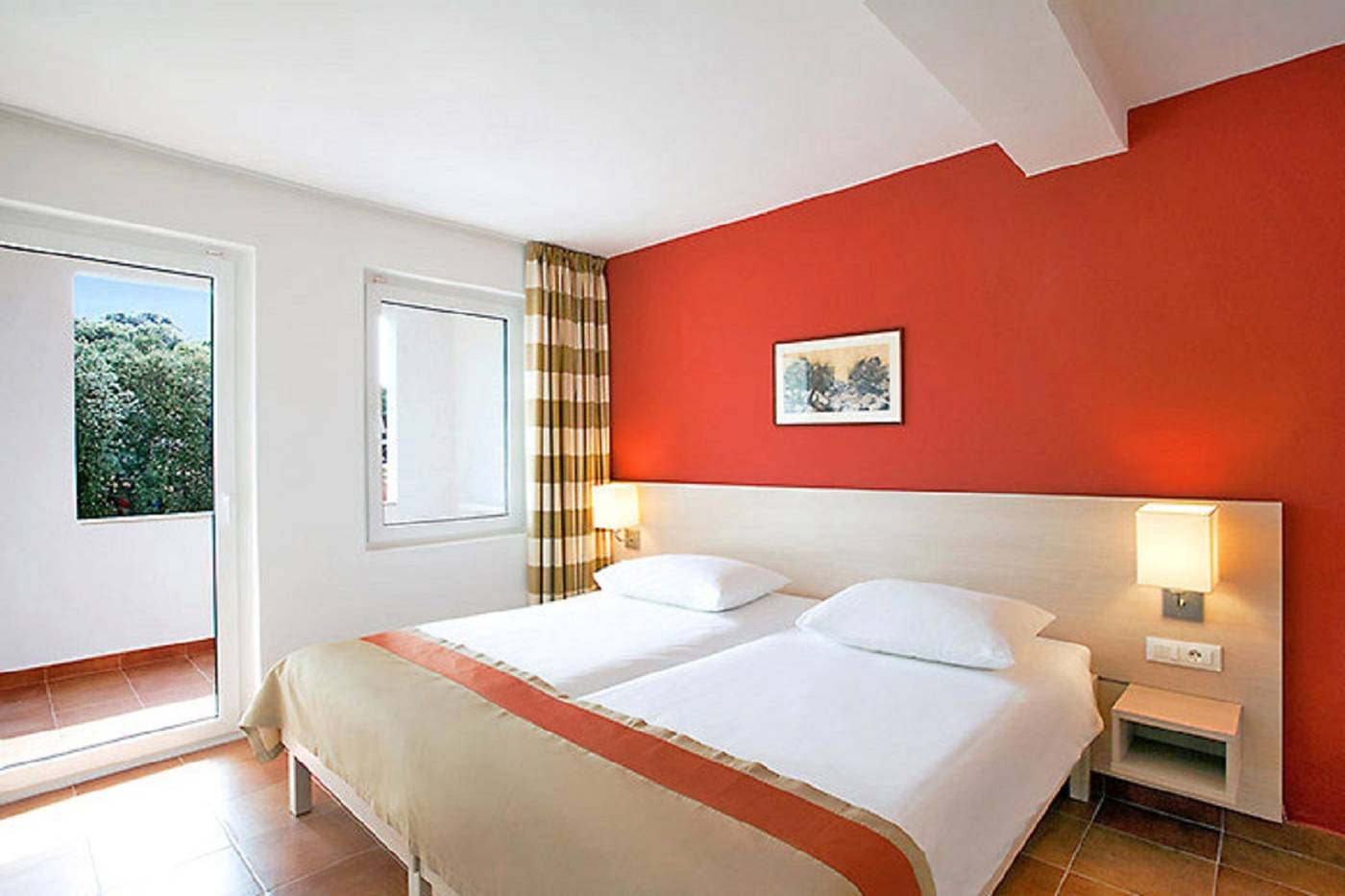 Valamar-Tamaris-Resort-Room-14