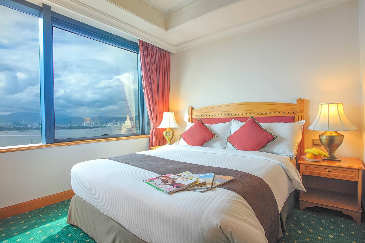 Best-Western-Plus-Hotel-Hong-Kong-Room-8