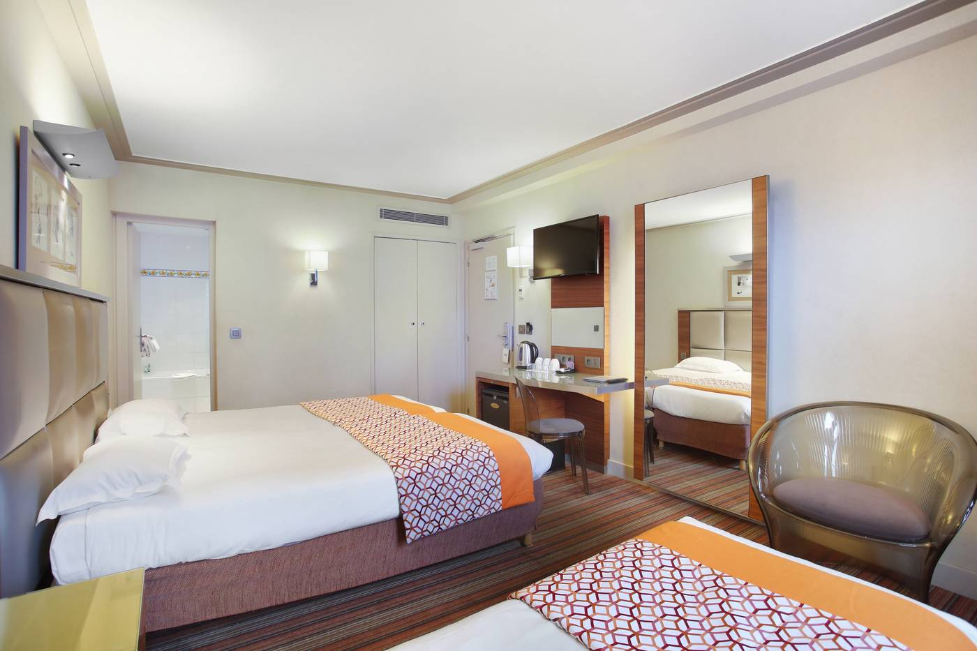 Hotel-Berne-Opera-Room-22