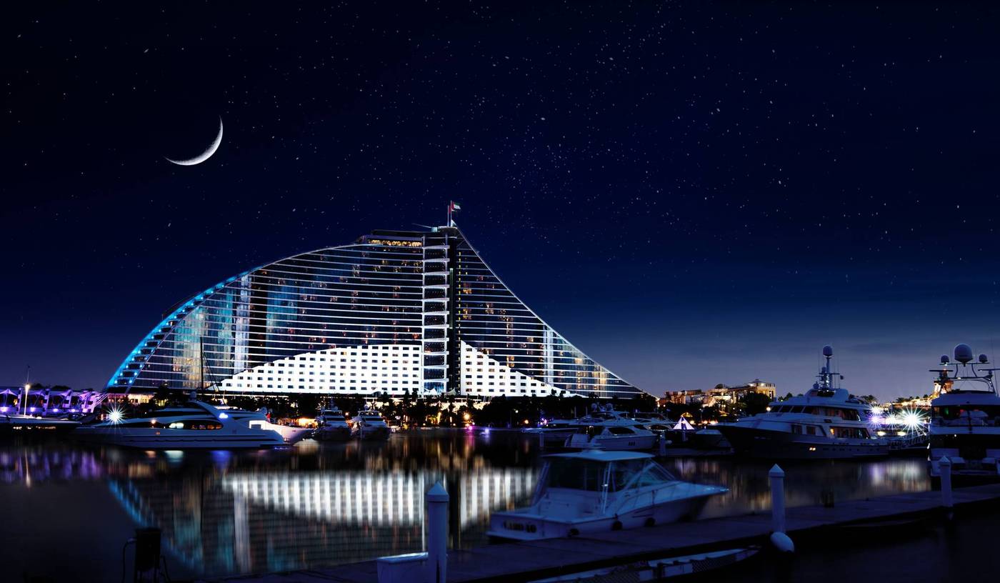 Jumeirah-Beach-Hotel-General-view-18