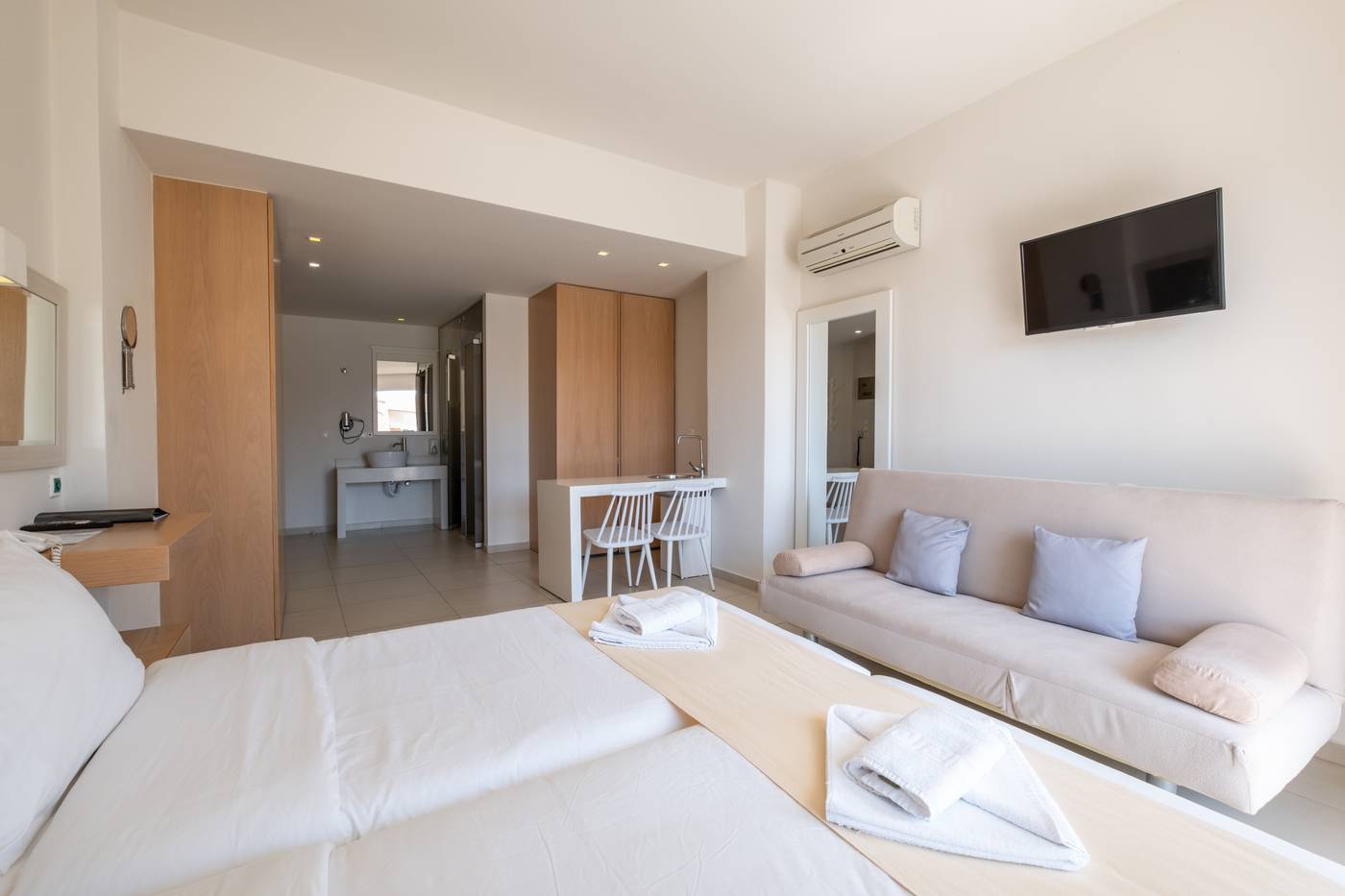 Dimitrios-Beach-Hotel-Room-27