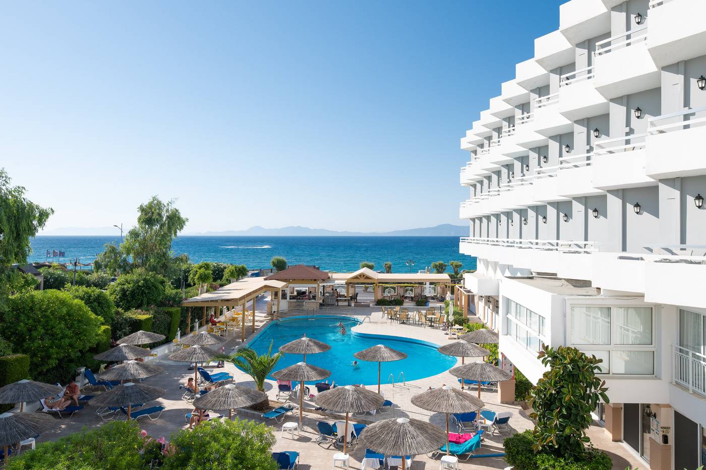Lito-Hotel-Pool-7