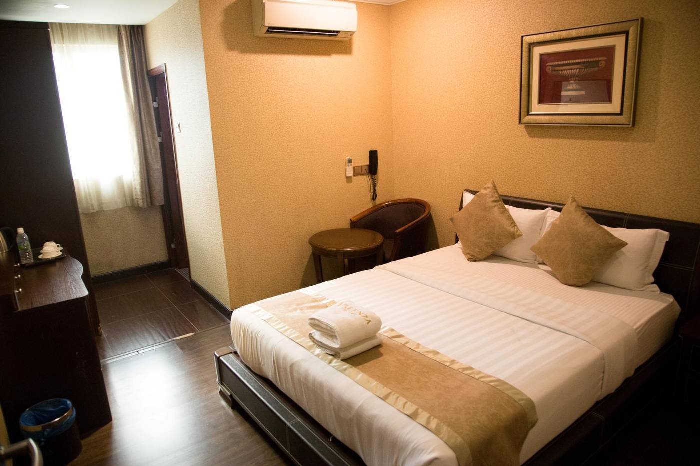 Valenza Hotel & Cafe-Malaysia-Kuala Lumpur-Room-4