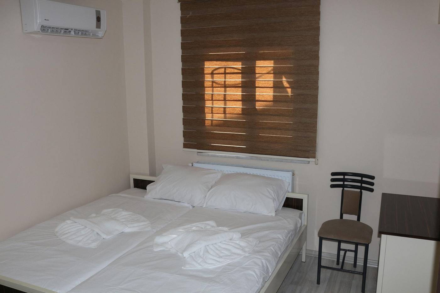 Beyoglu-Huzur-Hotel-Room-13