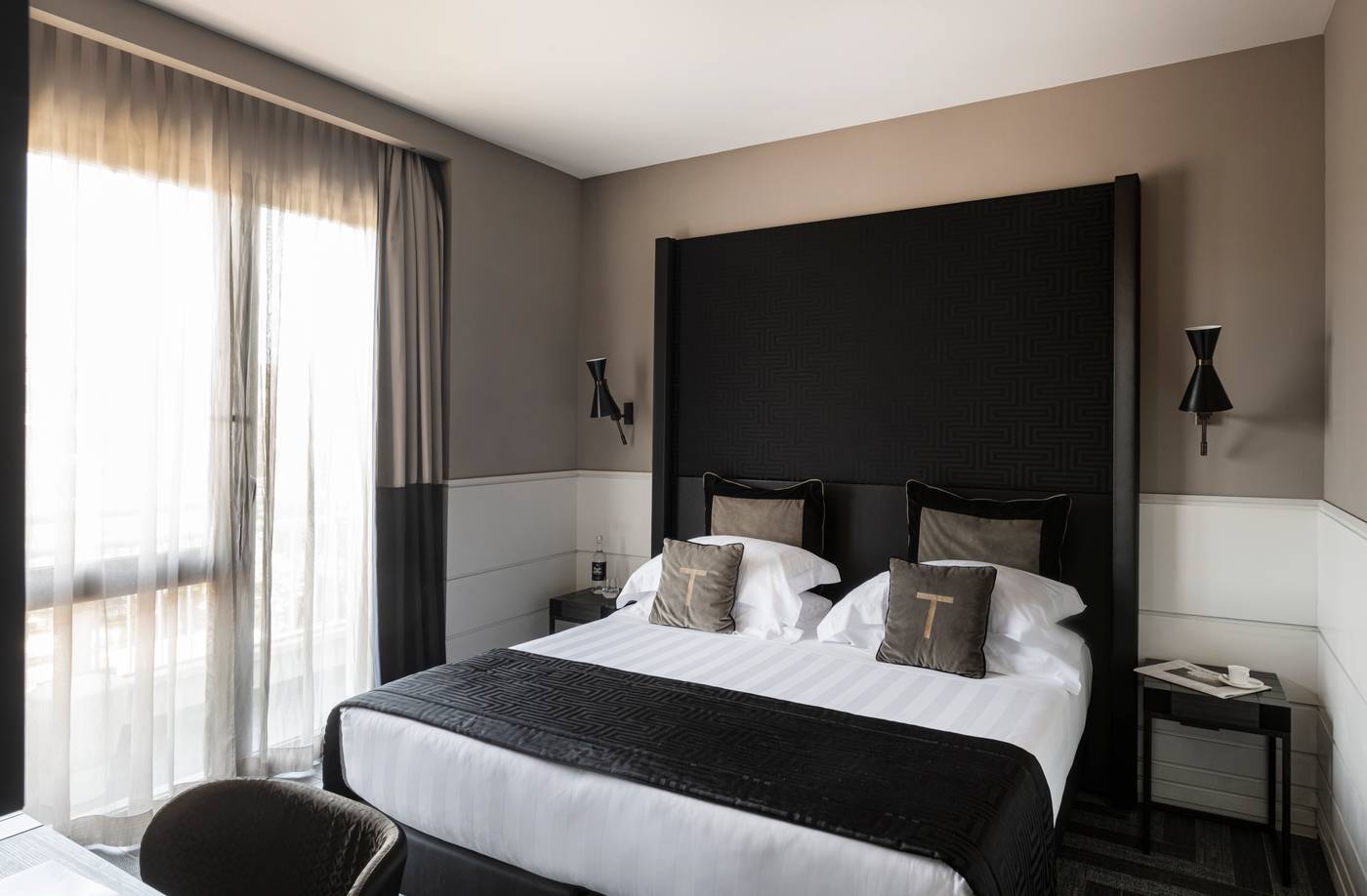 The-Tribune--Part-of-JDV-by-Hyatt-Room-27