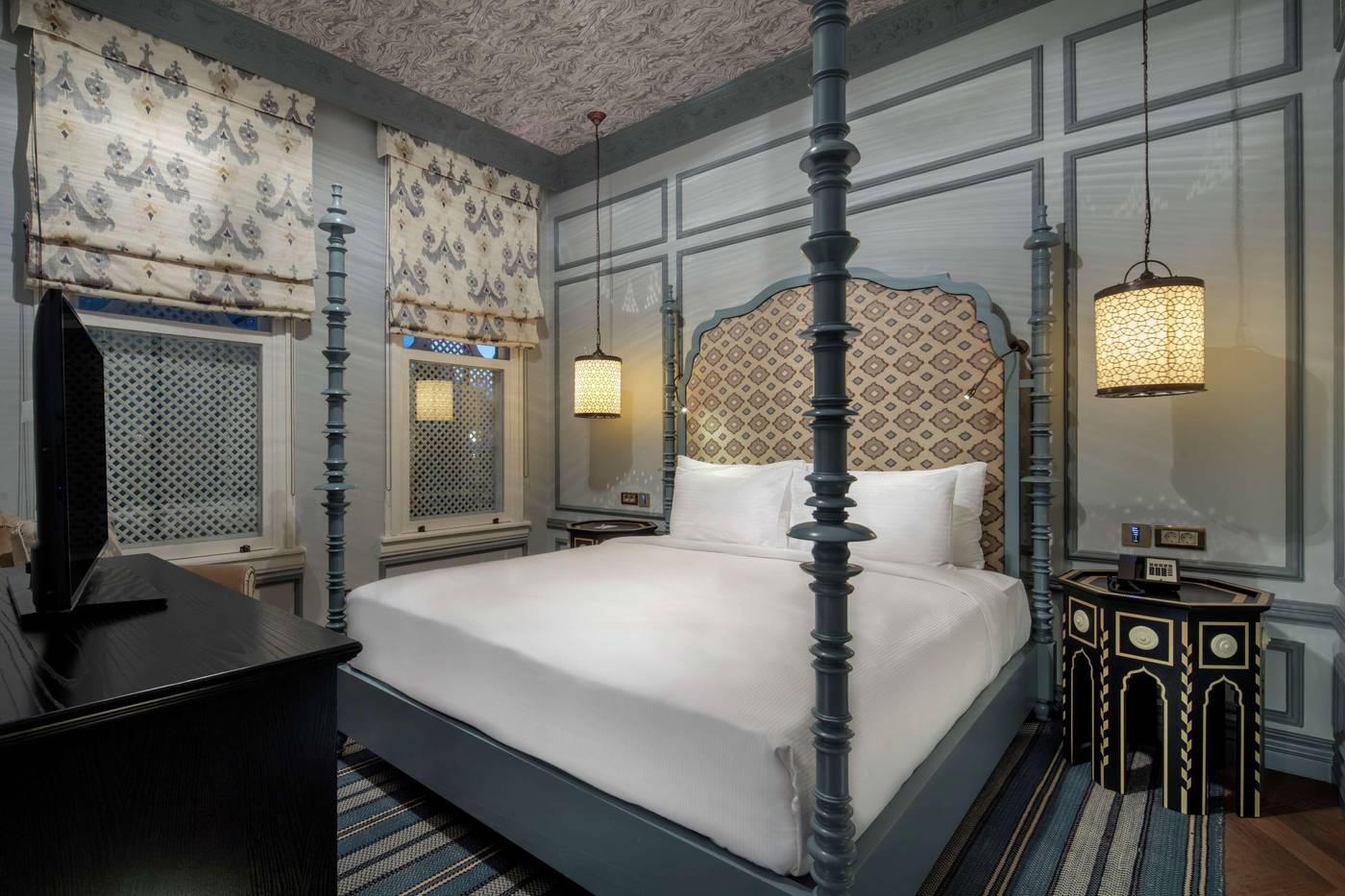 Hagia-Sofia-Mansions-Curio-Collection-by-Hilton-Room-45