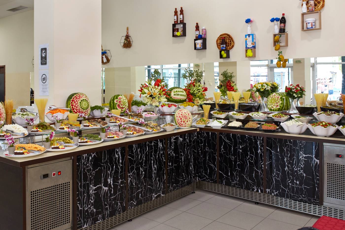 Grand-Hotel-Nirvana---Sunny-Beach-Restaurant-30