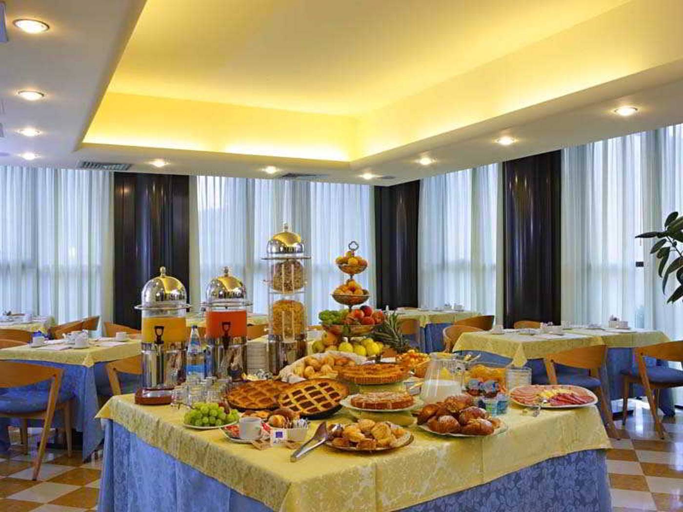 Ai-Pini-Park-Hotel-Bar-30