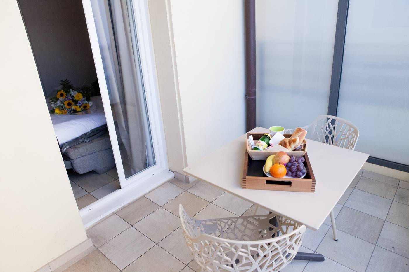 La-Villa-d-Elsa-Room-14