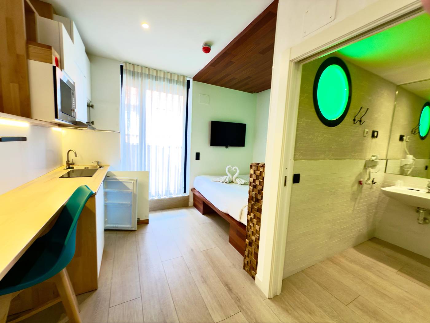 Far-Home-Bernabeu-Room-41