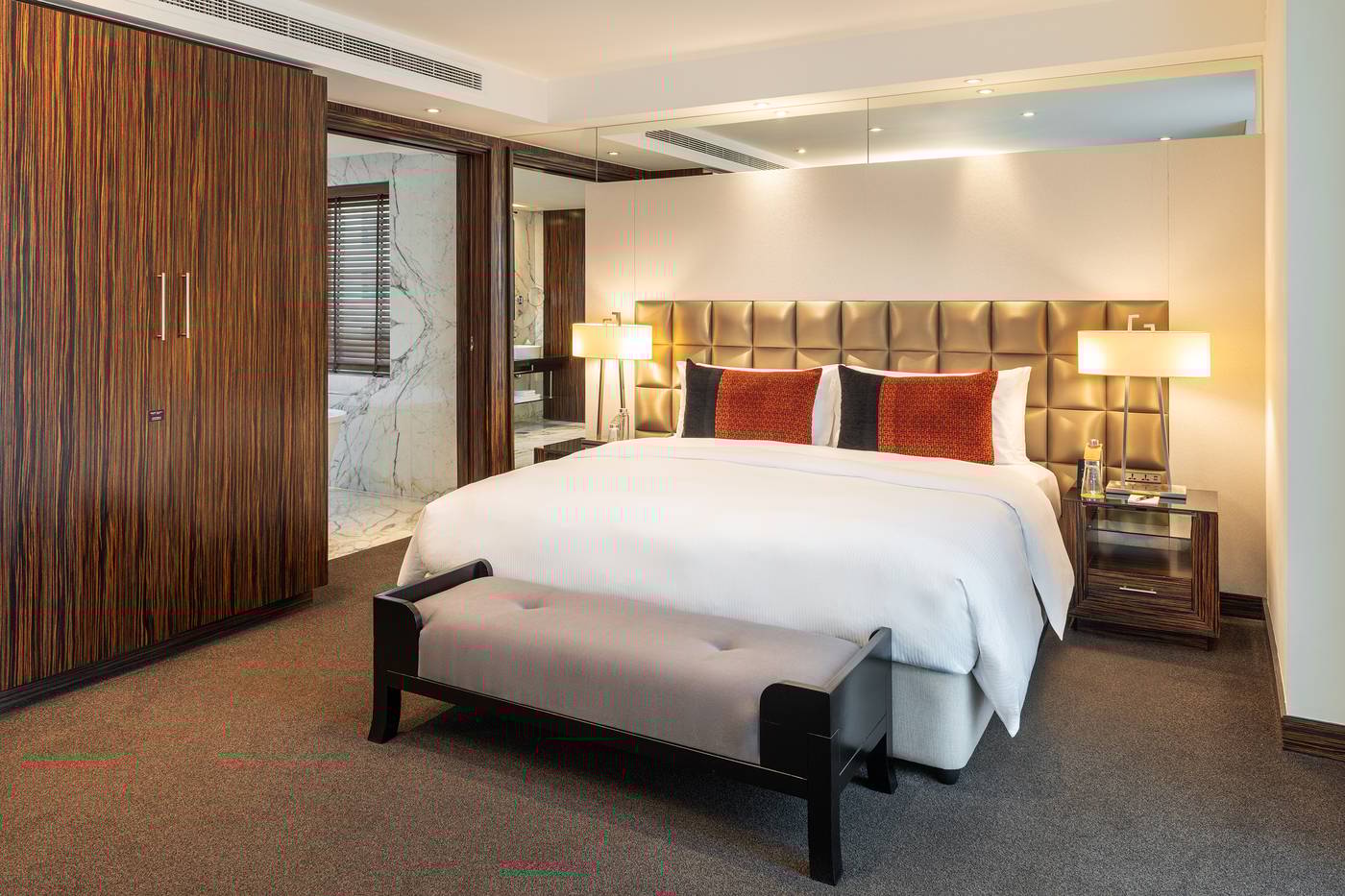 Bonnington-Jumeirah-Lakes-Towers-Room-24