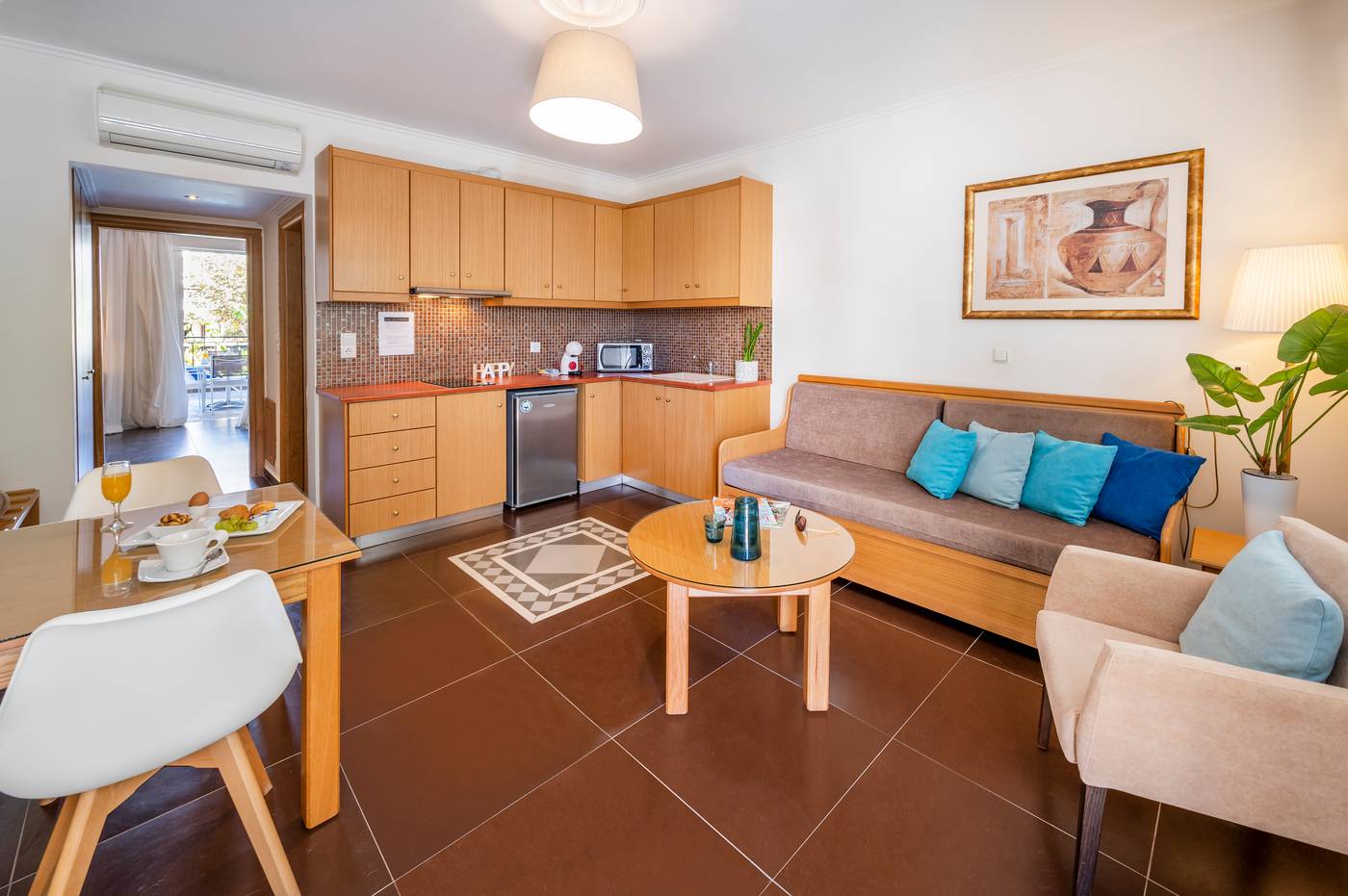 Peridis-Family-Resort-Room-60
