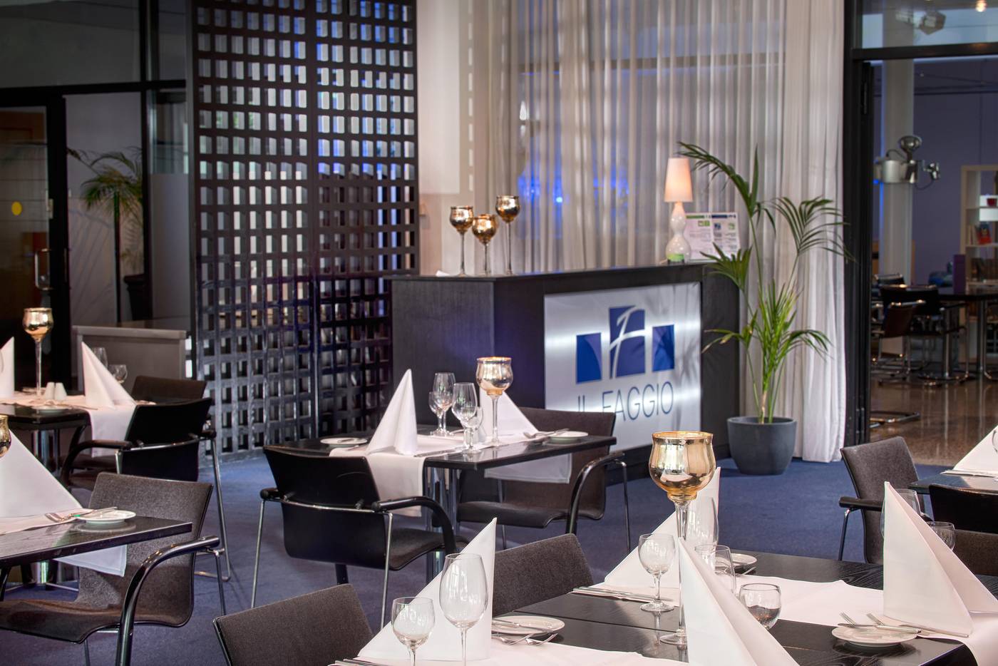 Holiday-Inn-Berlin---City-West-Restaurant-34