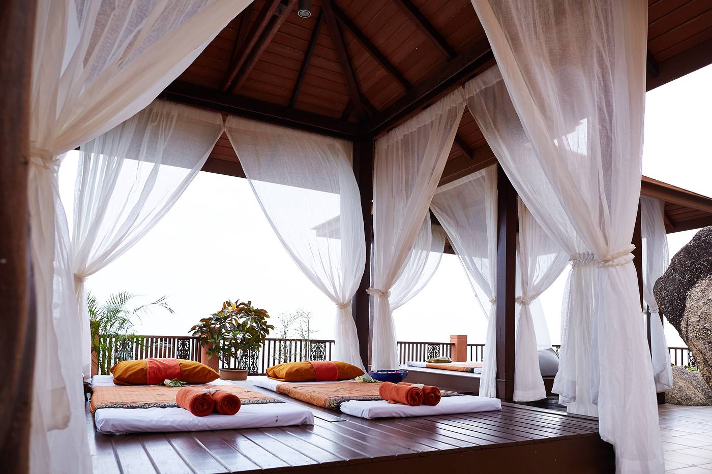 Samui-Bayview-Resort---Spa--SHA---Sports-and-Entertainment-59