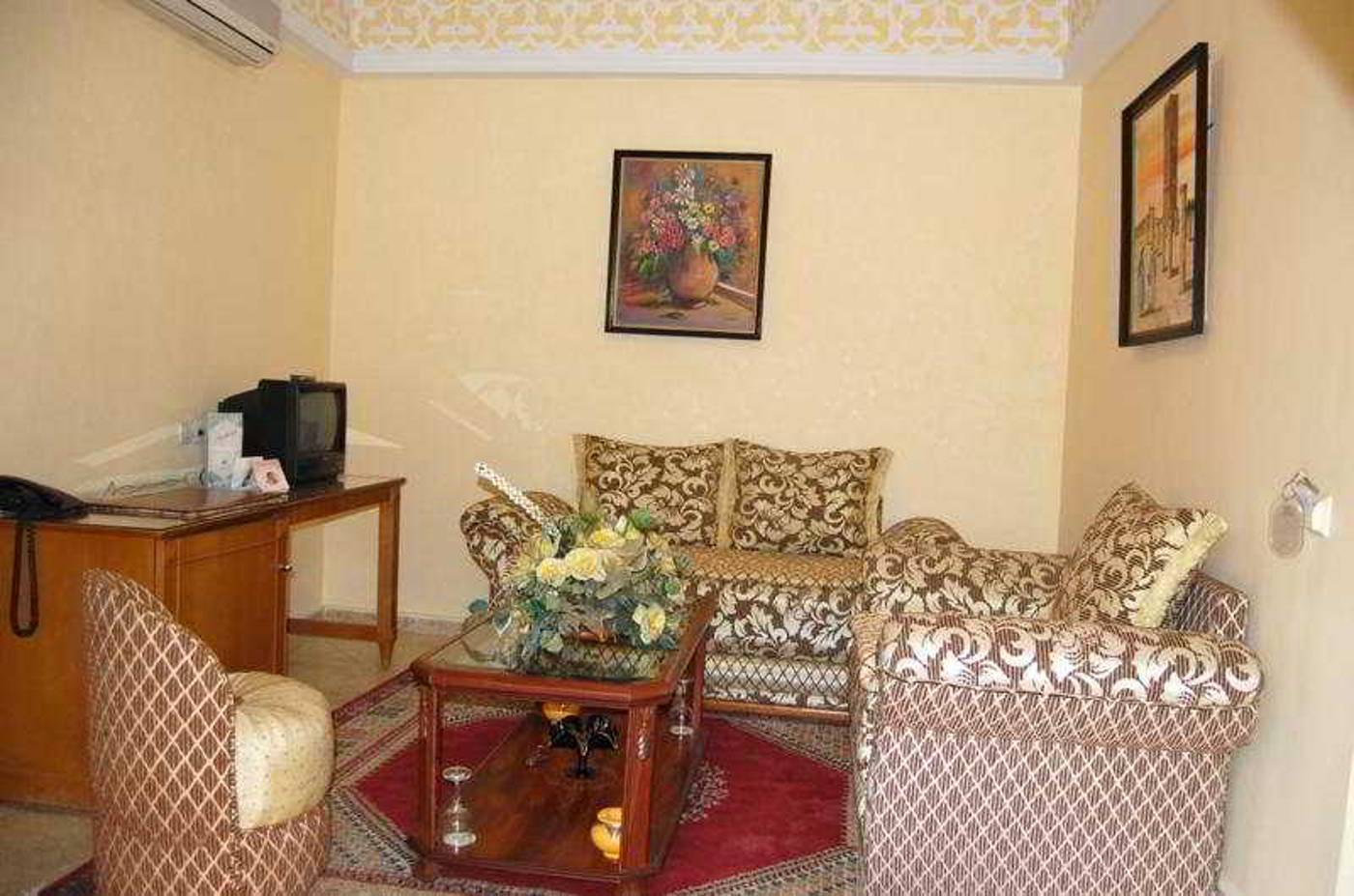 Mounia-Morocco-FEZ-Room-9