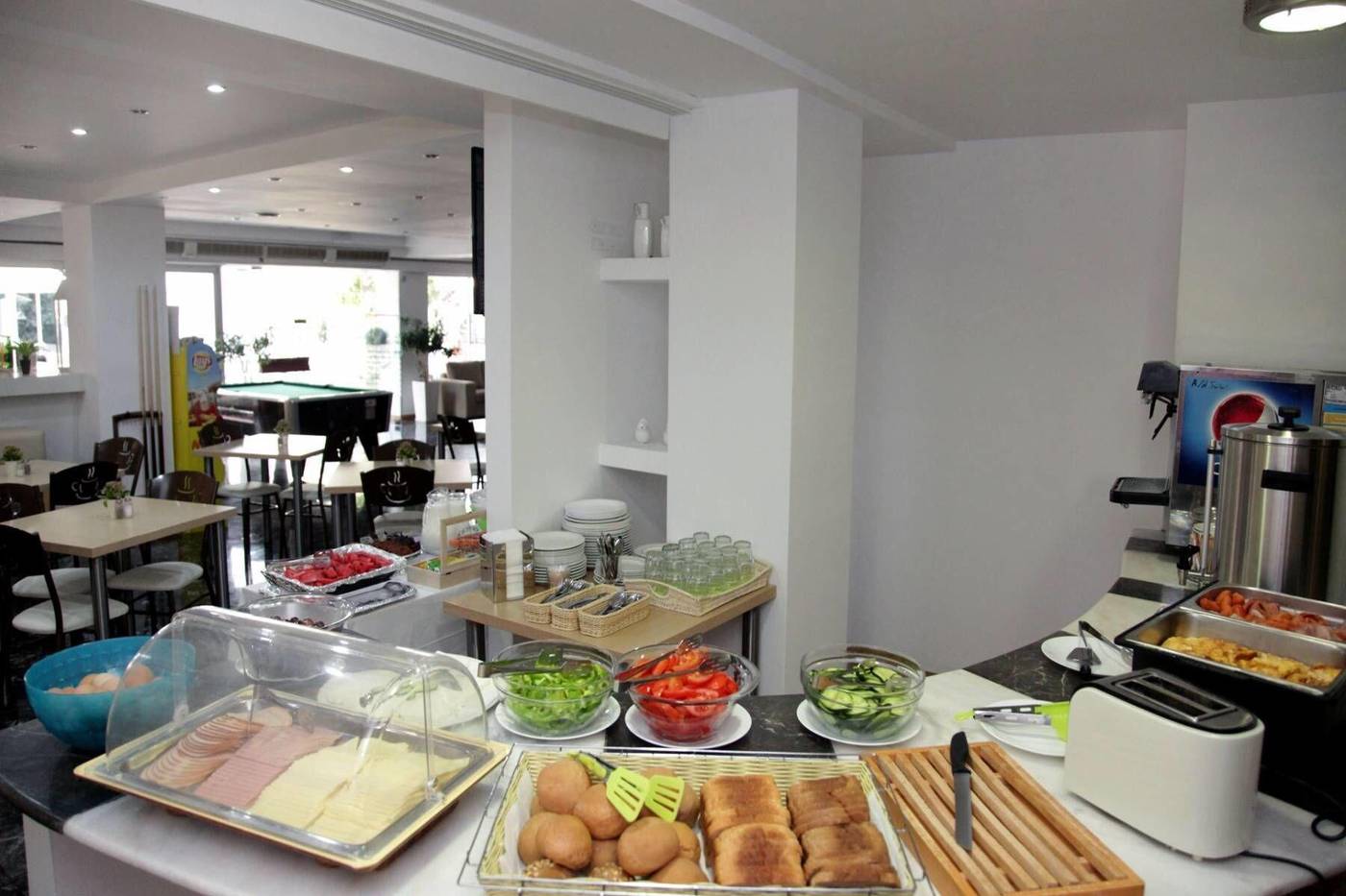 Mimosa-Suites-Hotel-Restaurant-11