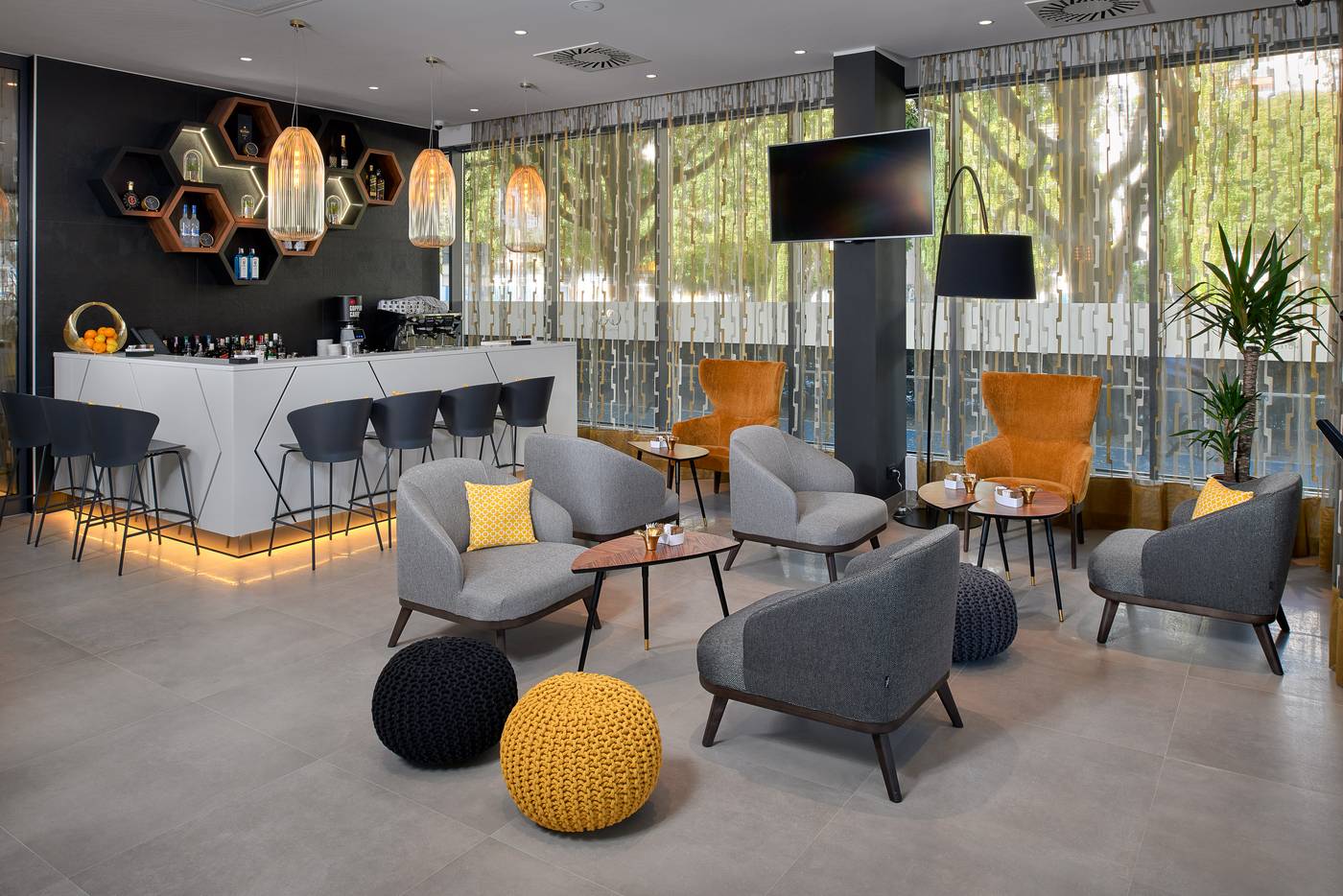 Sia-Split-Hotel-Bar-26