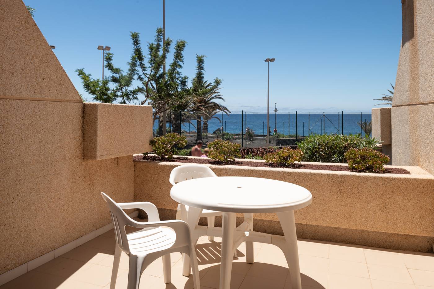 Alexandre-Teguise-Playa-Room-35