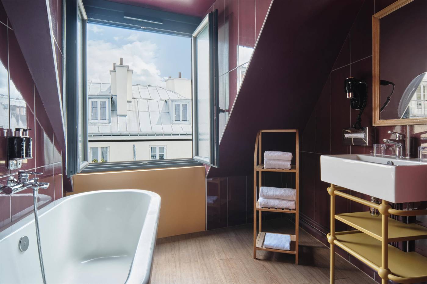 Hotel-Josephine-by-Happyculture-Room-45