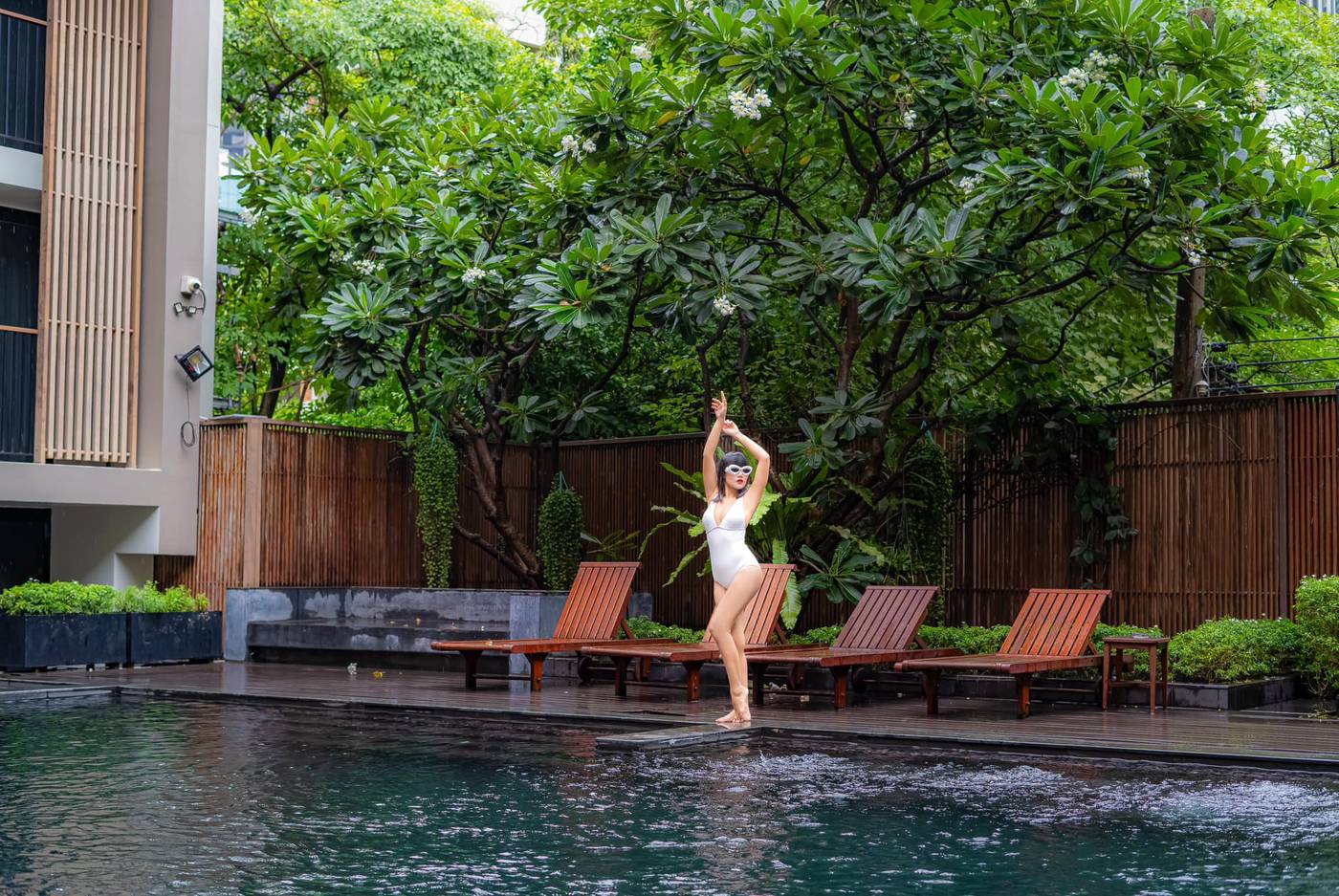 Arcadia-Suites-Bangkok-Pool-54