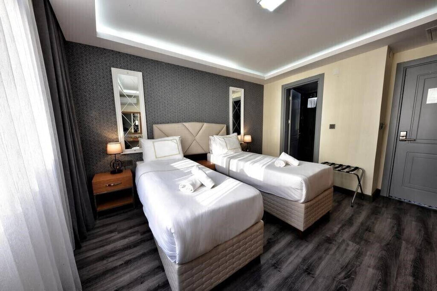Almina-Inn-Hotel-Room-20