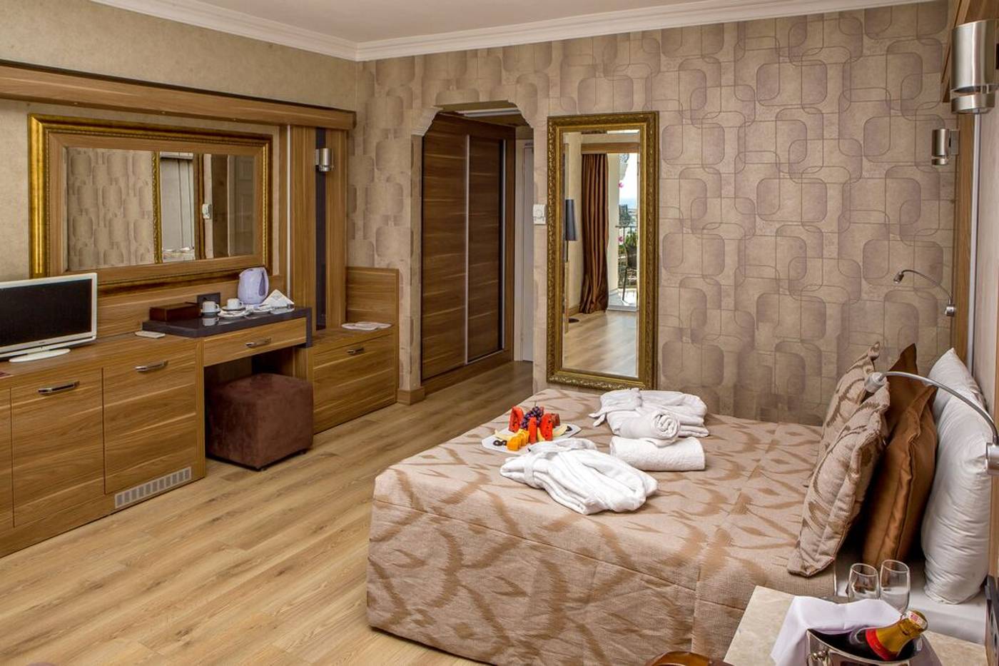 Laur Hotel Experience & Elegance (ex Didim Beach Resort)