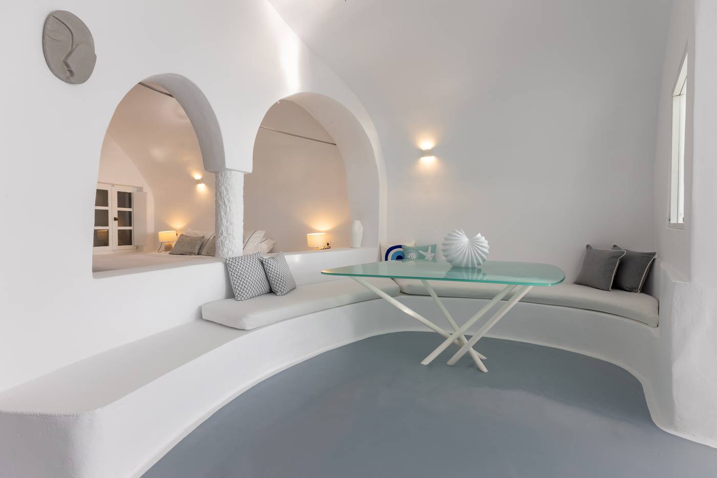 Heaven-s-Edge-Room-42