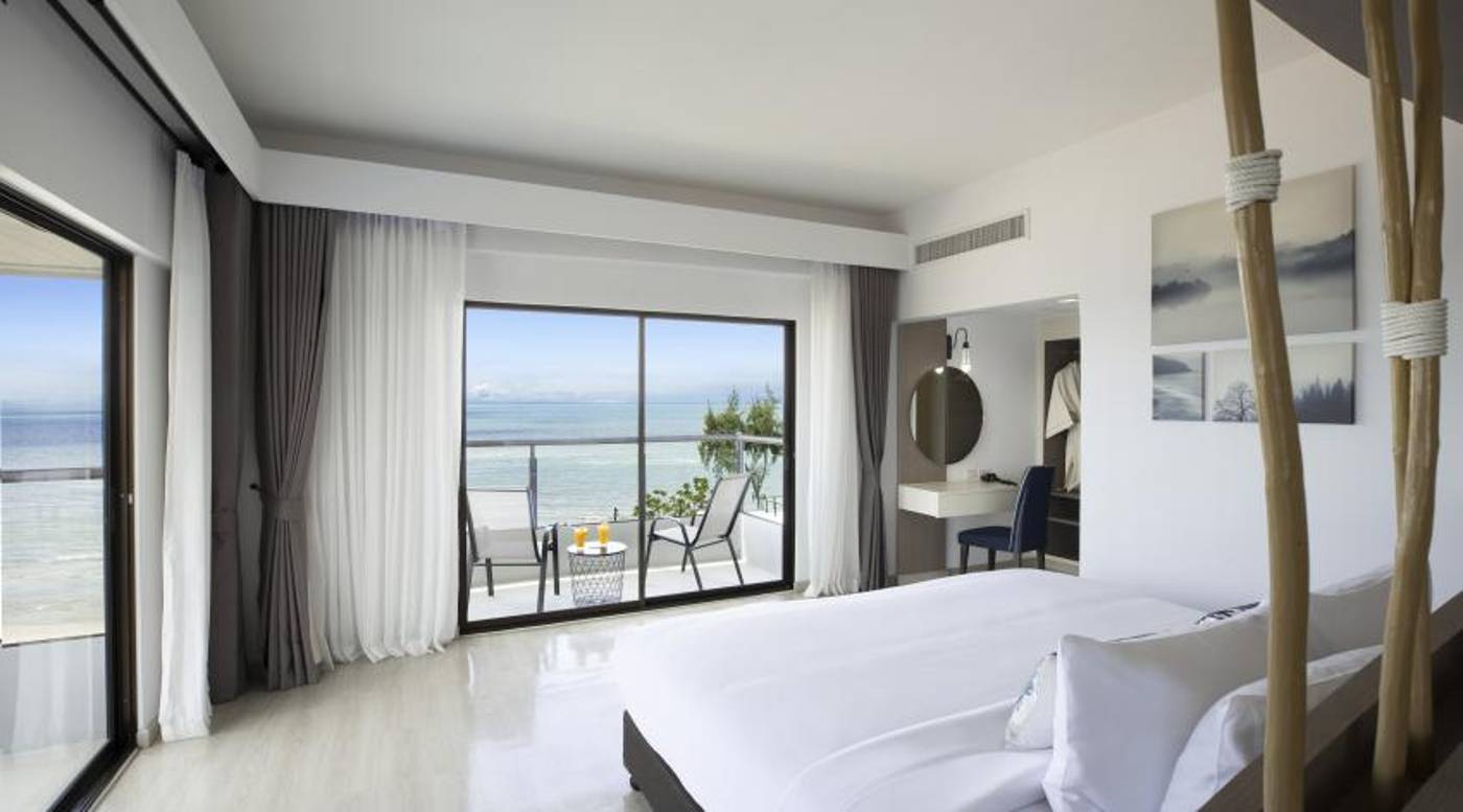 Centra by Centara Cha-Am Beach Resort
