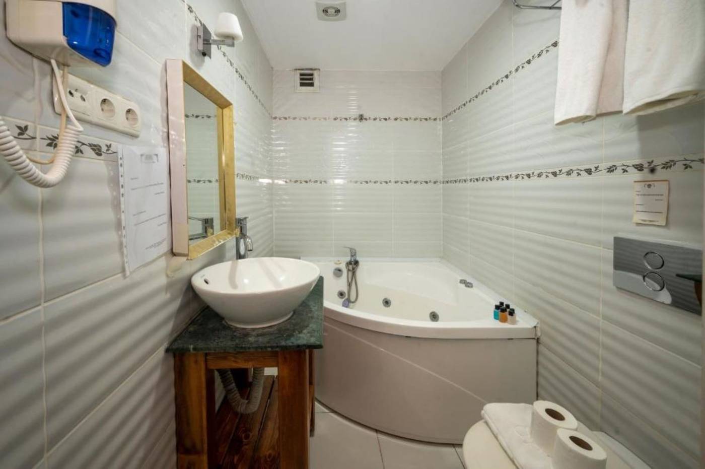 Kupeli-Palace-Room-27