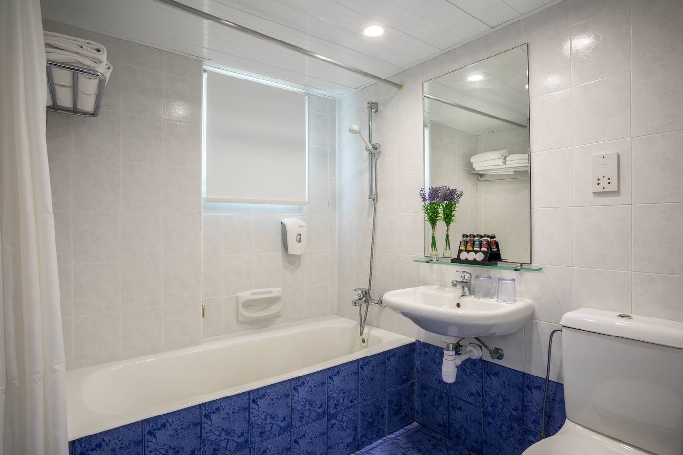 Pavlo-Napa-Hotel-Room-51