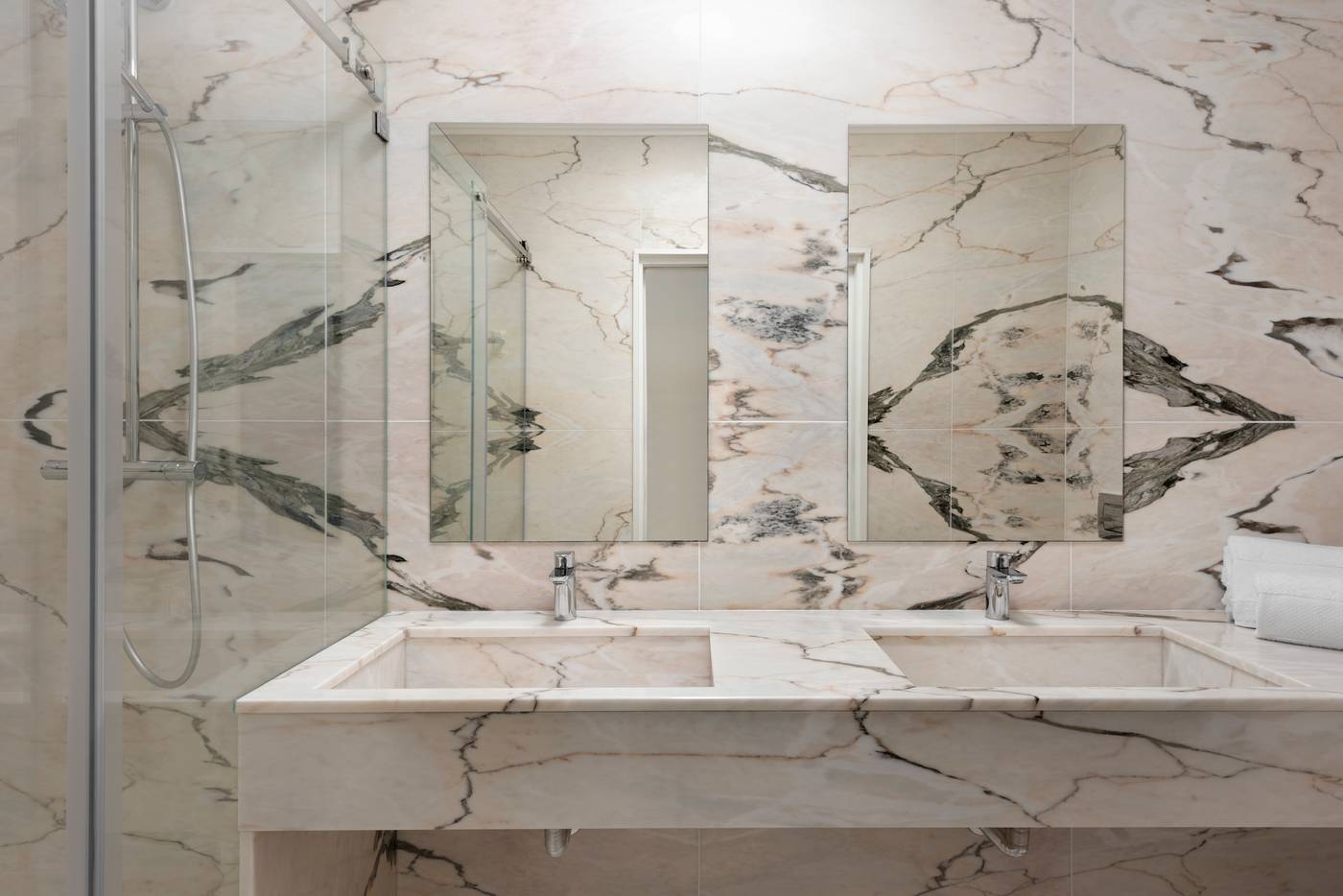 Lazy-Days---Adults-Only---Duna-Parque-Group-Room-17