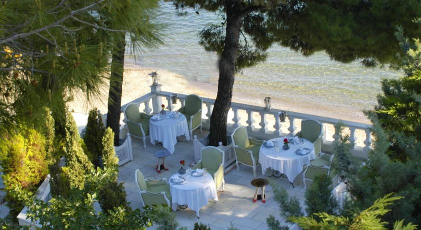 Danai Beach Resort and Villas