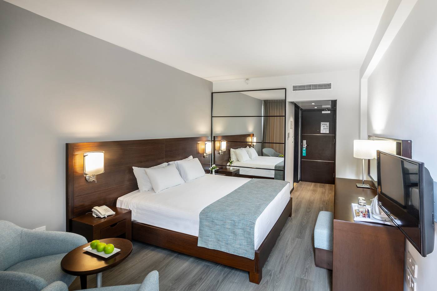 Napa-Plaza-Hotel-Room-29