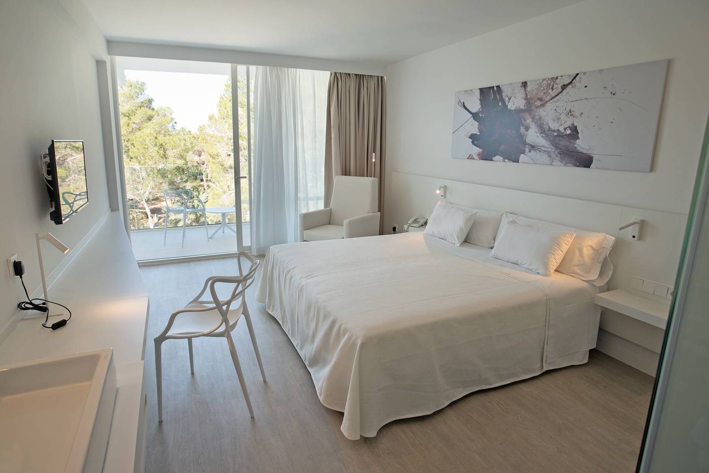 Els-Pins-Resort---Spa-Room-22